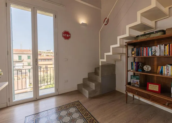 Shanti Holiday House
